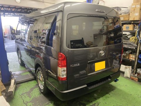 新車ハイエースS-GLワイドバン　ライトキャンピングカーFD-BOX7vl　リア